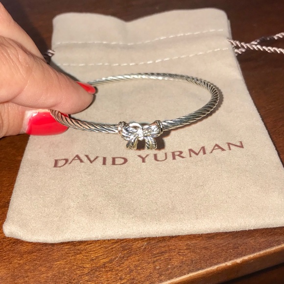 David Yurman Jewelry - David Yurman 3mm bow bracelet w/ diamonds